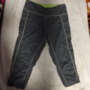 Gray mid-clad leggings